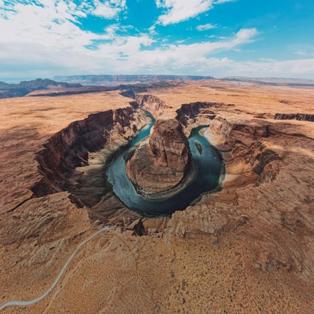 yifu-wu-TxSUn3FFqYY-unsplash